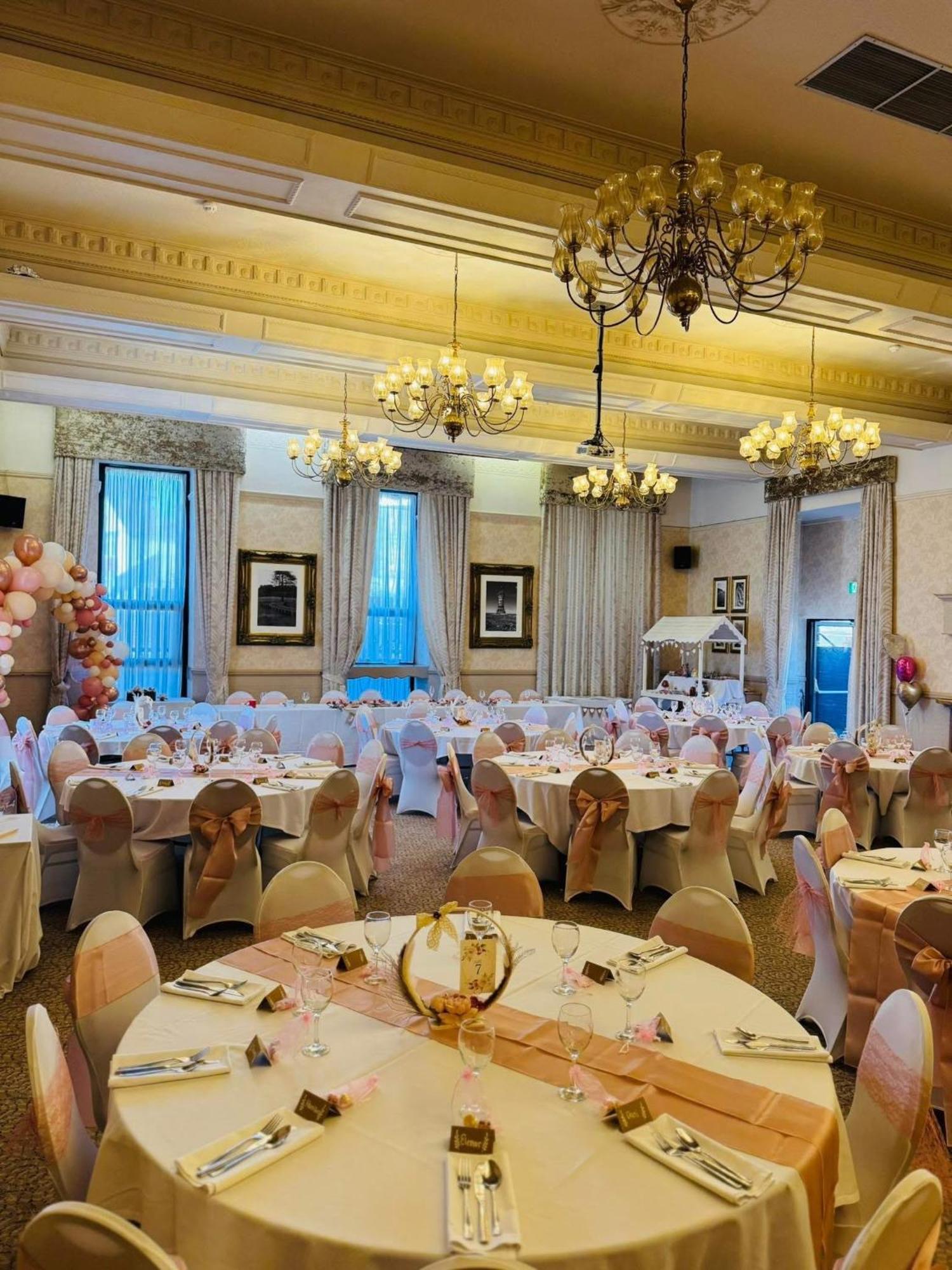 Thomas Arms Hotel